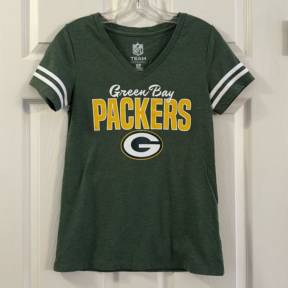NFL Team Apparel (S) Green Bay Packers tshirt.